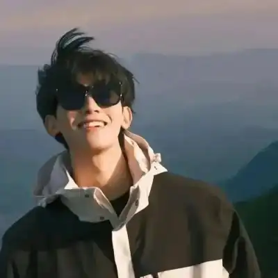 闻皎月